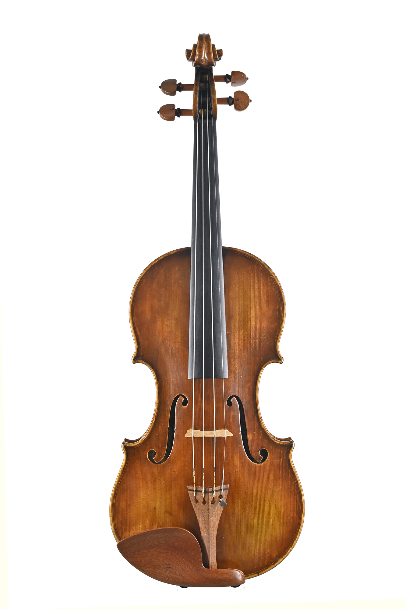 2. 김용욱 Violin – Guarneri del Gesu 1740 Ysaye